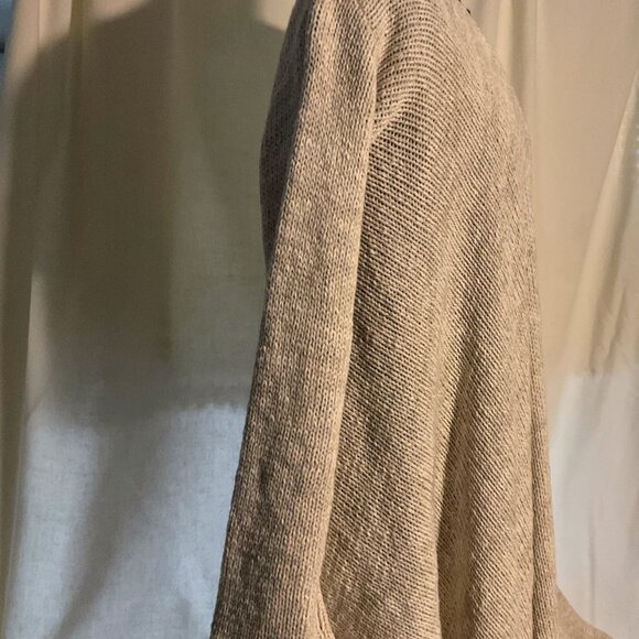 STYLISH! WARM! Wool Shrug - Picture 4 of 9